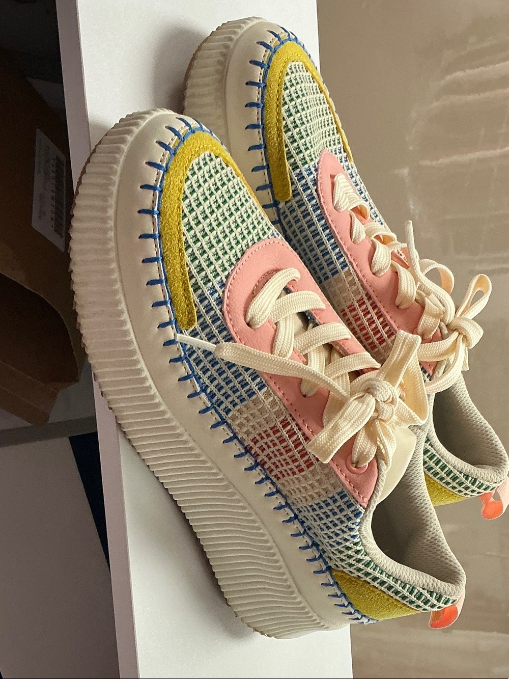 Women’s Pastel Multi-Color Athletic Sneakers - Casual Platform Trainer